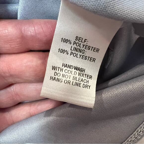 Lulus Status Update Light Gray Shift Dress size M - Picture 4 of 12